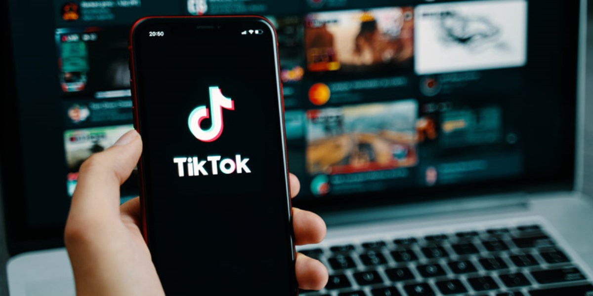 How-to-Use-TikTok-downloader like Tiktokio.cam