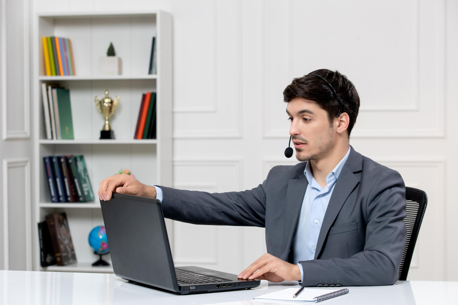 a offfice worker with laptop